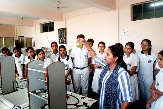  Exploring the wonders of science at Delhi World Public School 