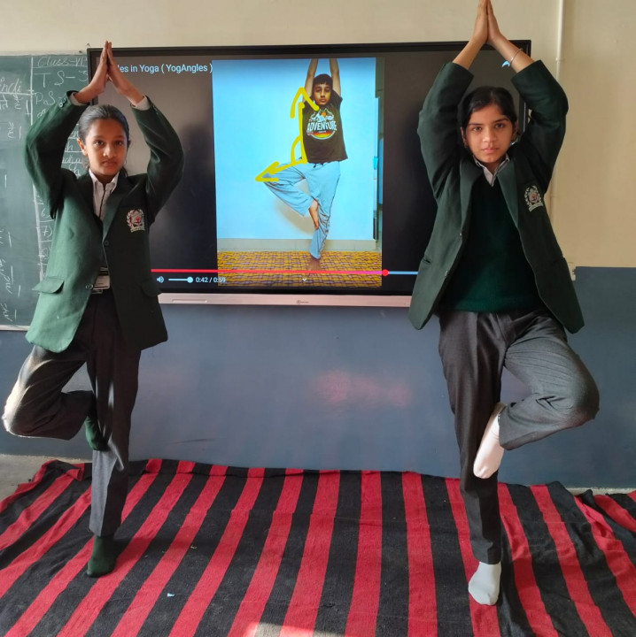 Students of DWPS discovered the world of angles through fun yoga poses
