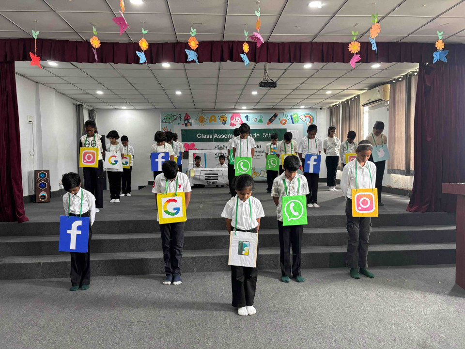 The talented young minds of our Grade 5 presented a thought-provoking special assembly on the theme "Social Media: A Boon or a Bane?"